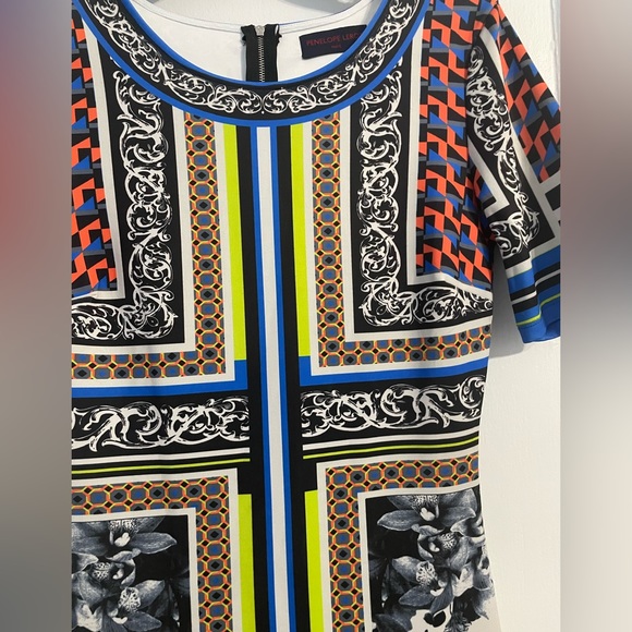 Artwork Dress (stretch) - Picture 4 of 6